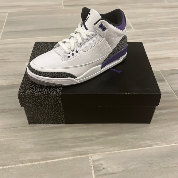 Retro Jordan 3 Dark Iris